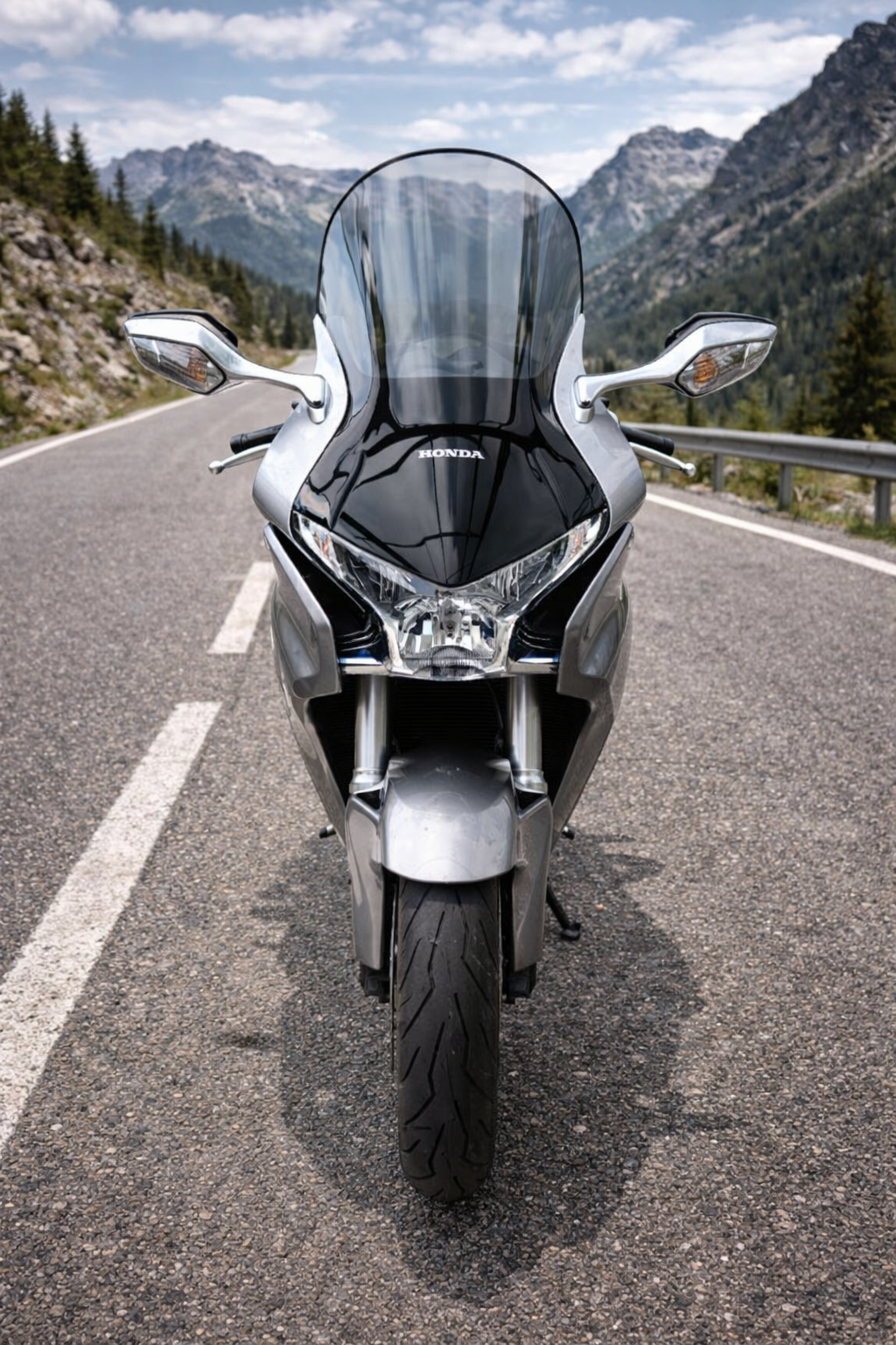 Honda VFR 1200 F - Image 3