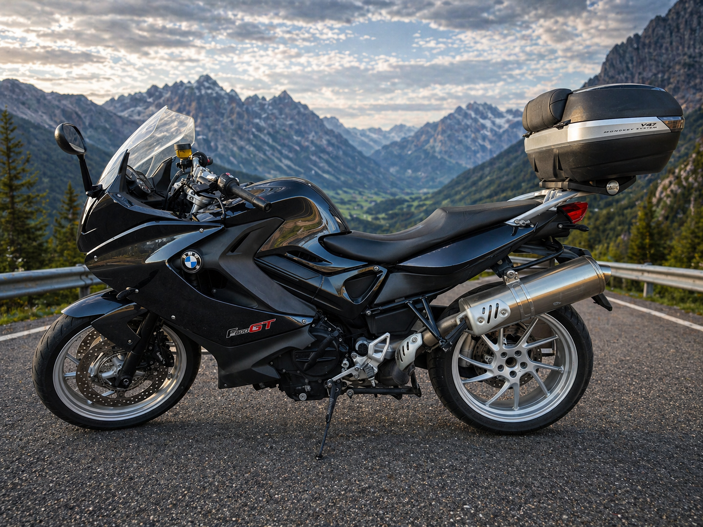 BMW F 800 GT - Image 4