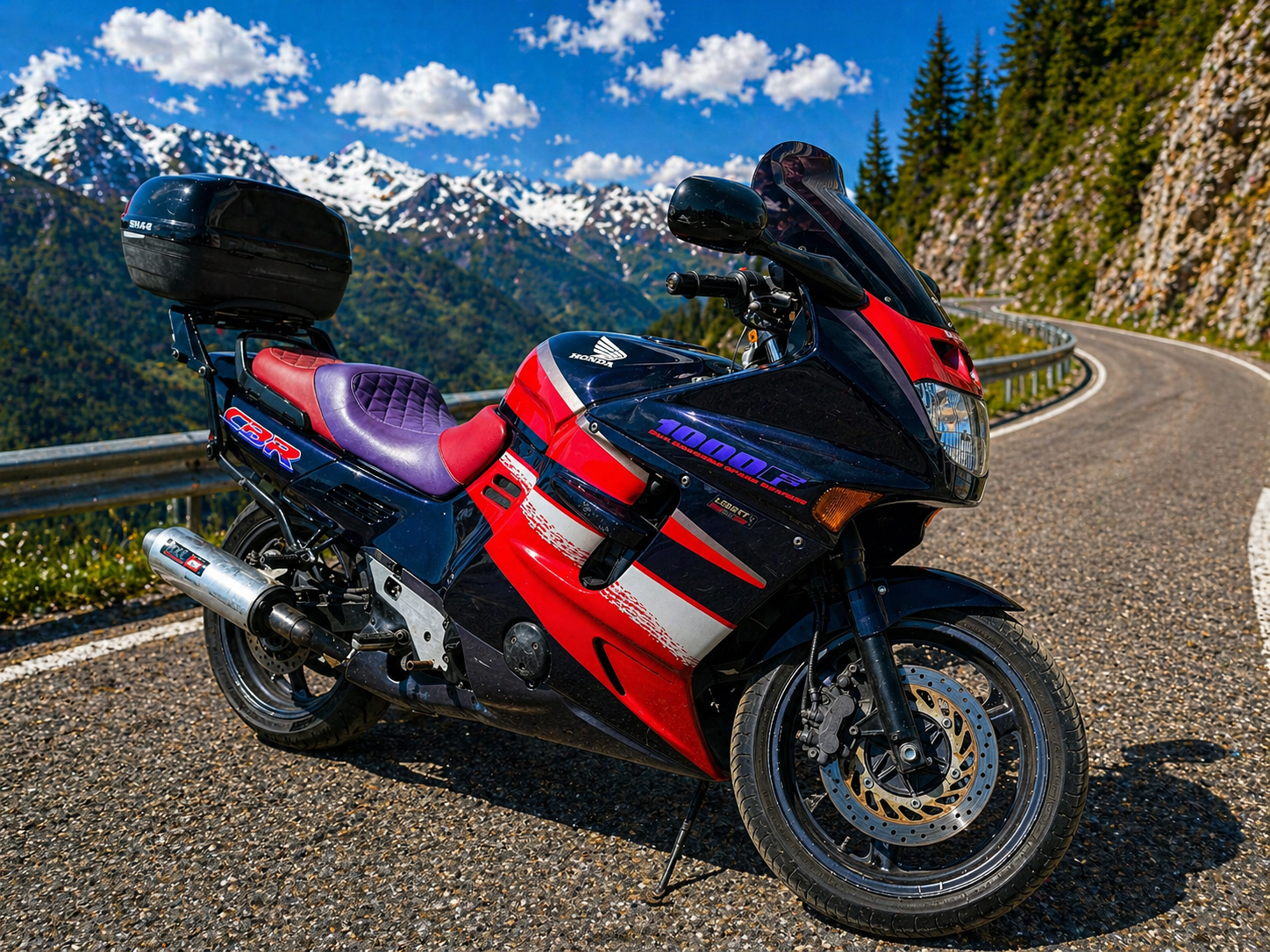 Honda CBR 1000 F - Image 4