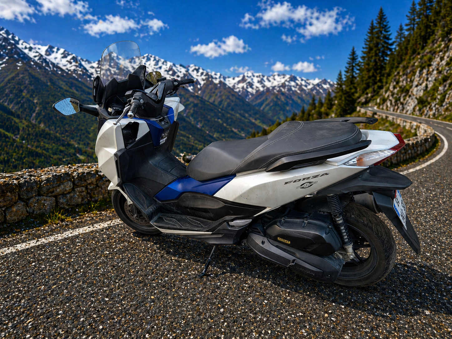 Honda 125 Forza - Image 3