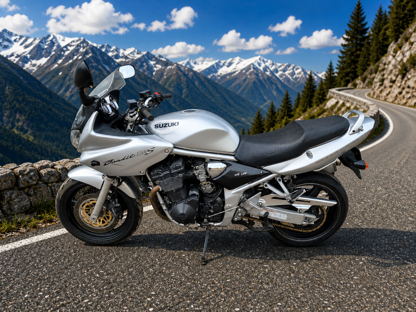 Suzuki Bandit 1200S - Image 4